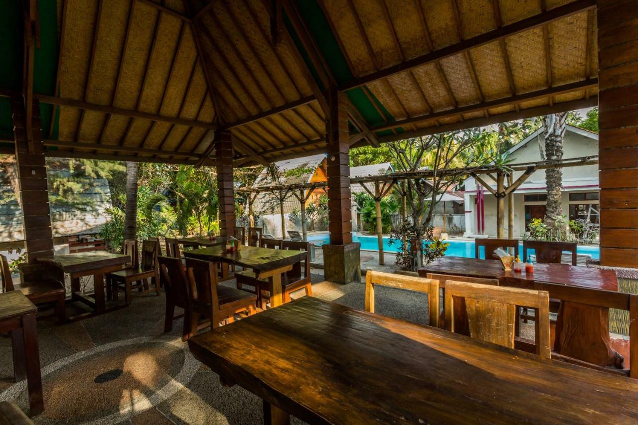 Oyo 1363 Gili Indah Resort Гили-Эйр Экстерьер фото